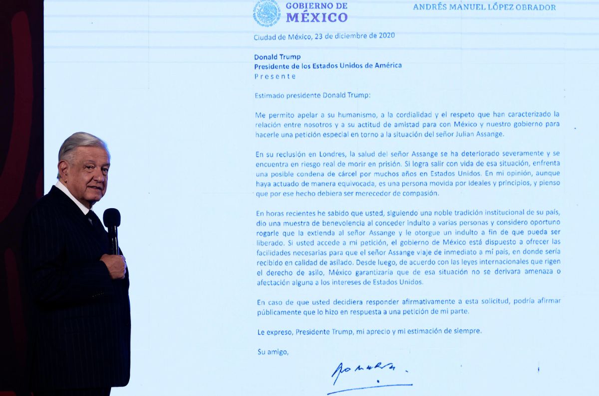 Amlo Celebra Liberaci N De Julian Assange