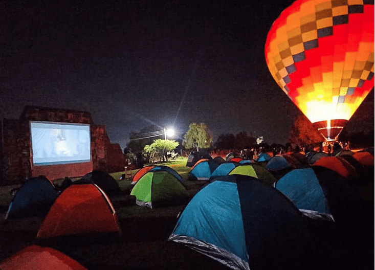 Noches Ancestrales Teotihuacan: cine camping, mariachi y más