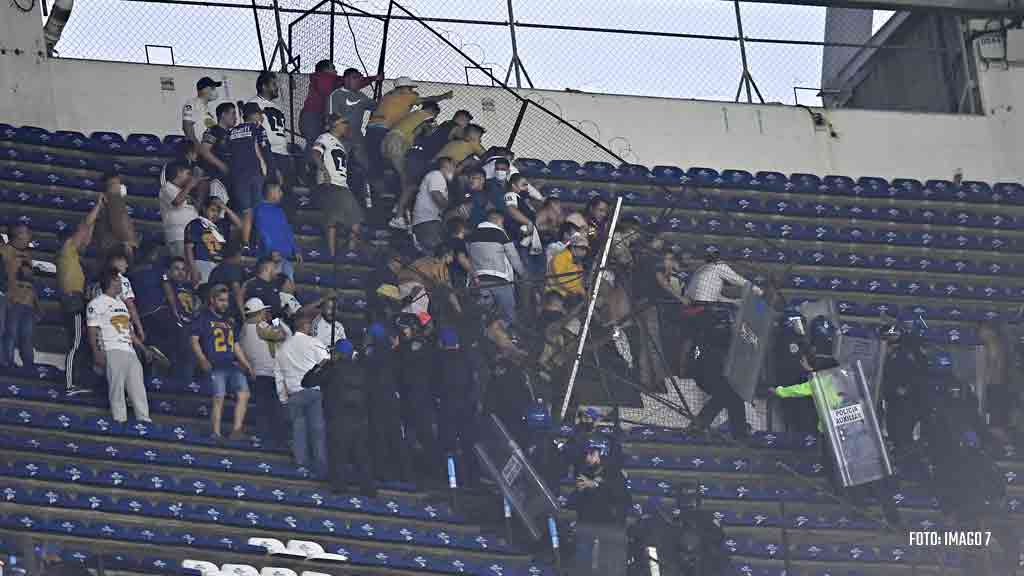 Liga MX: Podrían vetar a porra por violencia en Clásico Capitalino