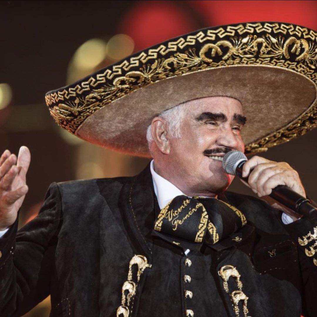 Vicente Fernández gana Grammy póstumo y presentador dice que ‘no pudo venir’