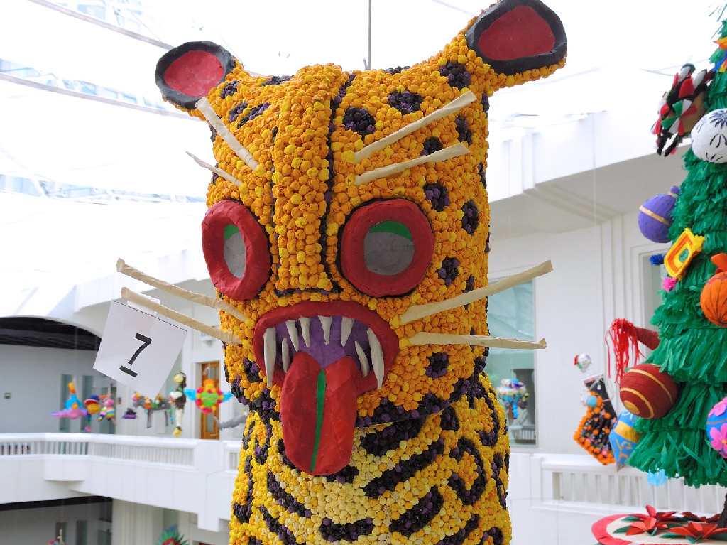 Disfruta la exposición de Piñatas Mexicanas en Museo de Arte Popular