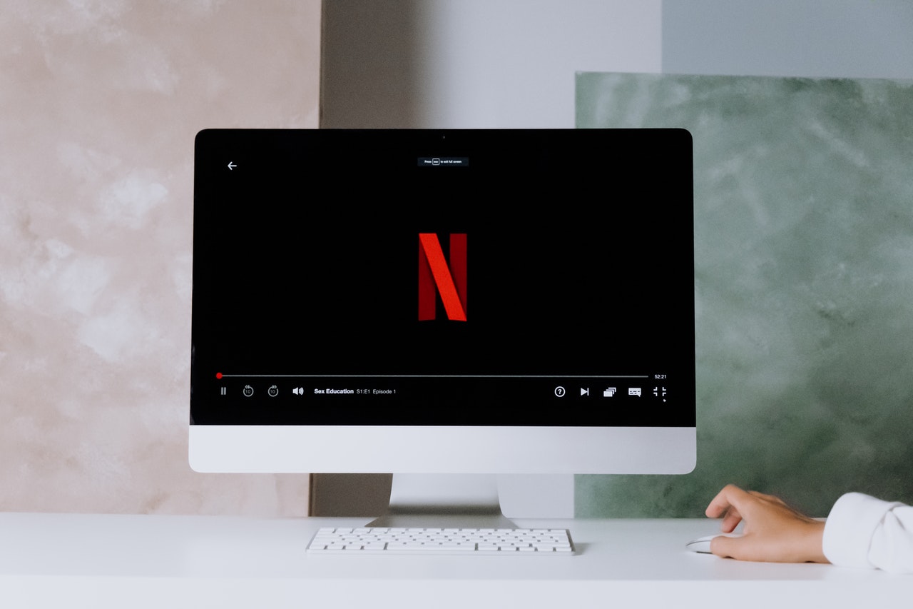Netflix cobrará extra a usuarios que comparten cuenta