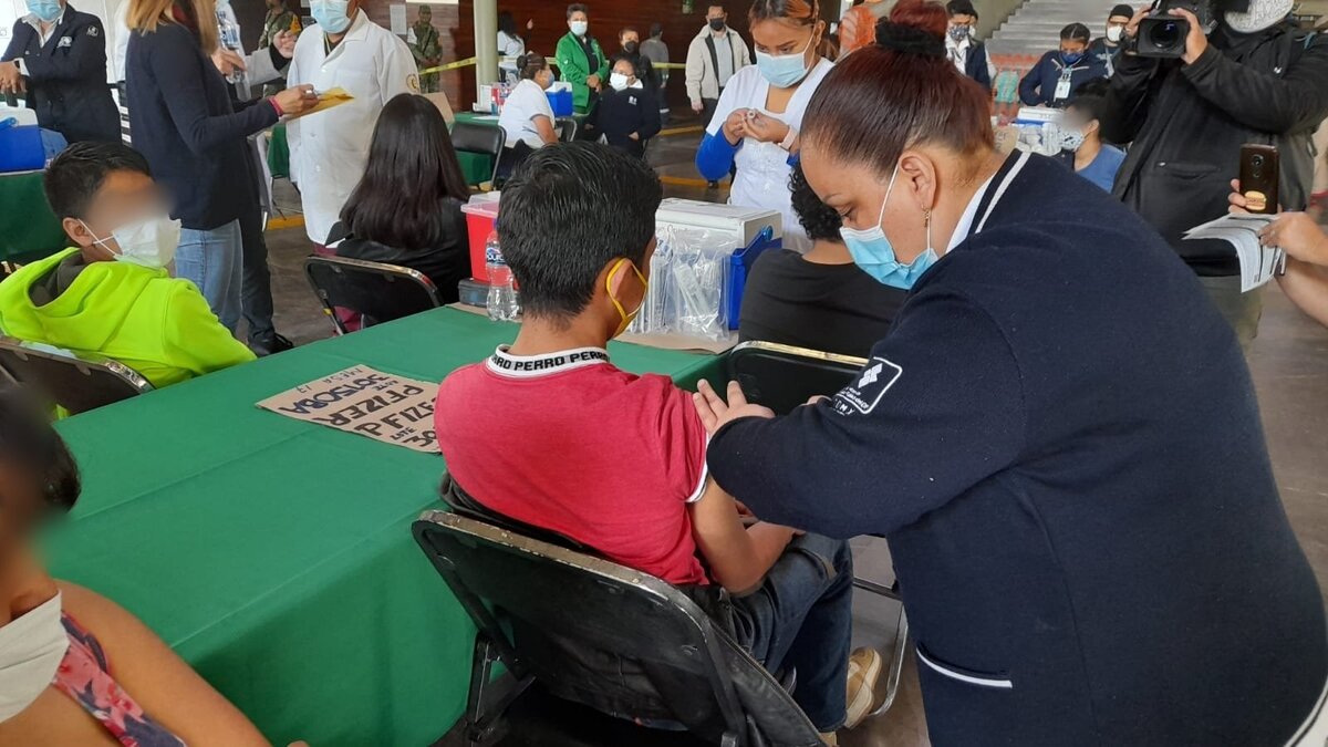 AMLO anuncia campaña de vacunación contra COVID-19 para niños en México