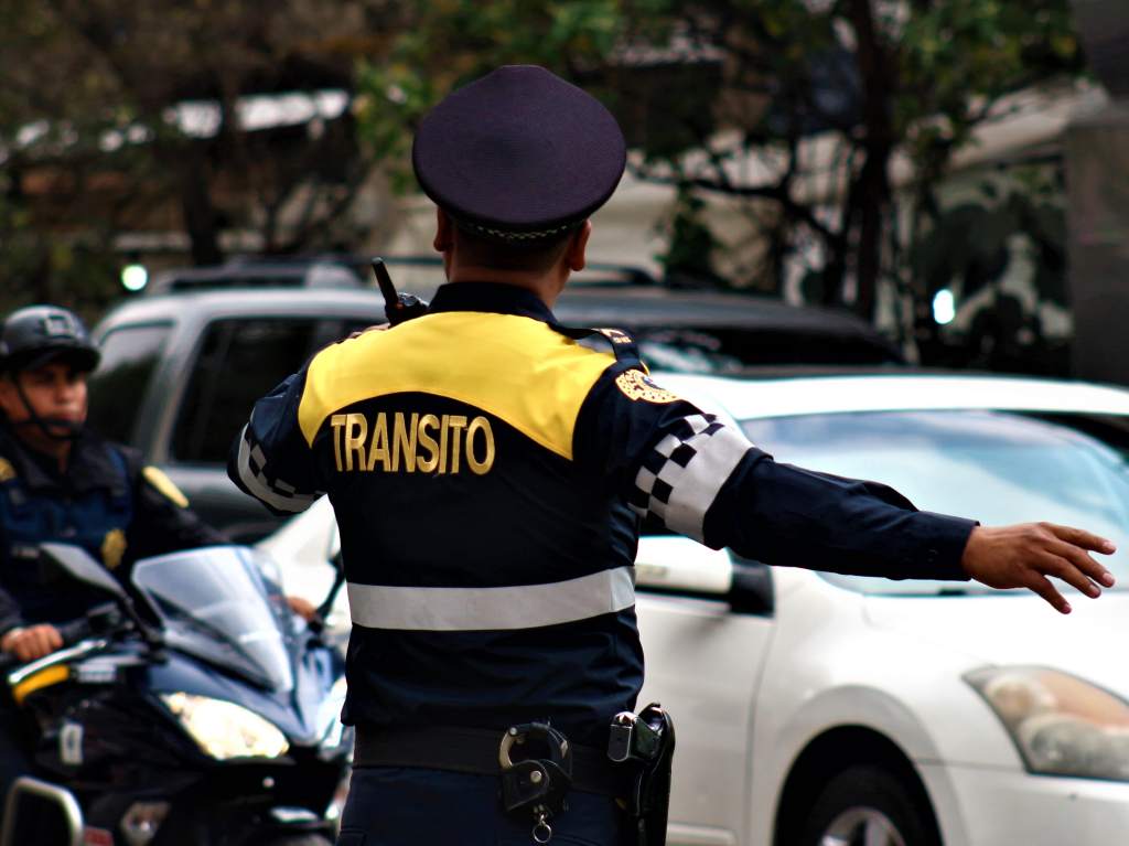 CDMX anuncia descuentos en multas de tránsito de hasta 90%
