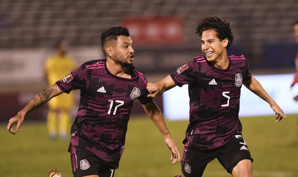 Selección Mexicana resurge con triunfo en Jamaica y le da oxígeno al ‘Tata’ Martino