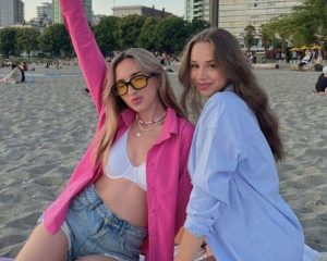 outfits-para-ir-de-vacaciones-a-la-playa-con-tu-mejor-amiga | Somos NEWS