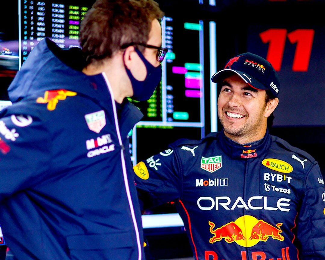 ‘Checo’ Pérez rompe dominio de Max Verstappen en Red Bull