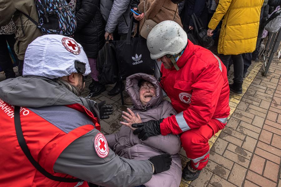 OMS reporta 102 ataques a instalaciones sanitarias en Ucrania