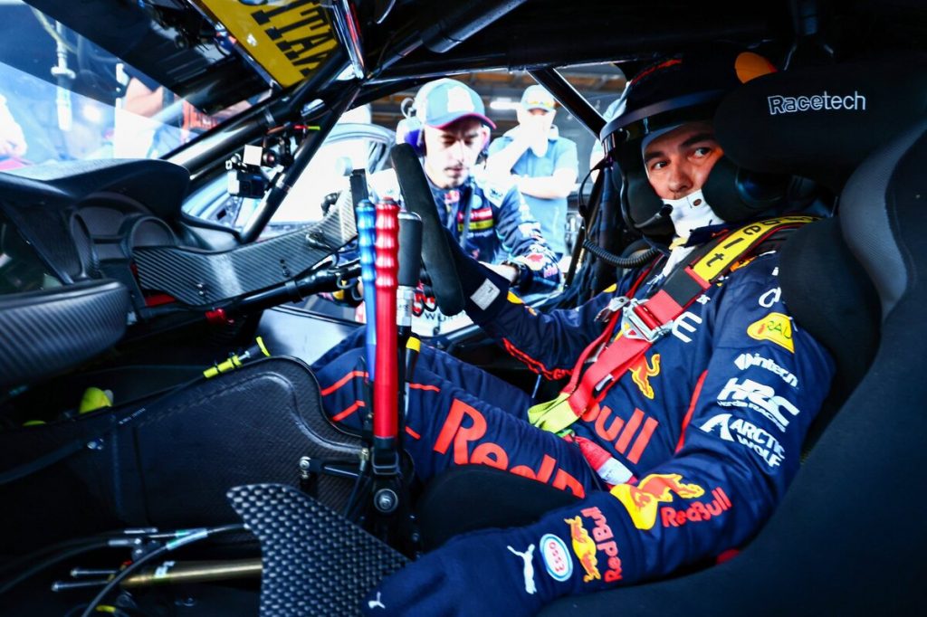 checo-perez-practicas-gran-premio-australia-formula-1