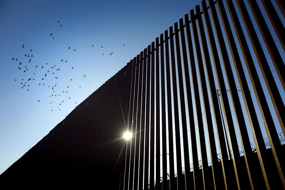Muro de Trump aumentó  muertes y los heridos en la frontera con México