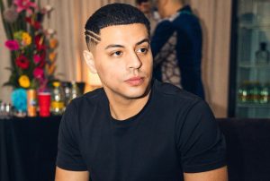 Eduin Caz revela diagnóstico de cáncer en pleno show