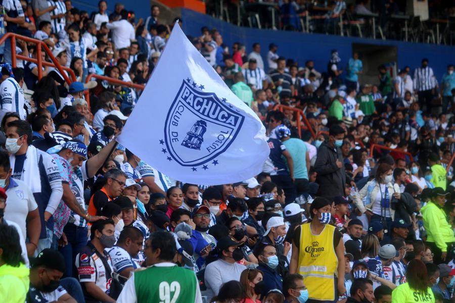 Pachuca busca firmar convenio con Ajax para trabajar Fuerzas Básicas