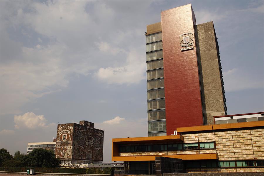 Estudiante muere tras lanzarse de un edificio de la UNAM