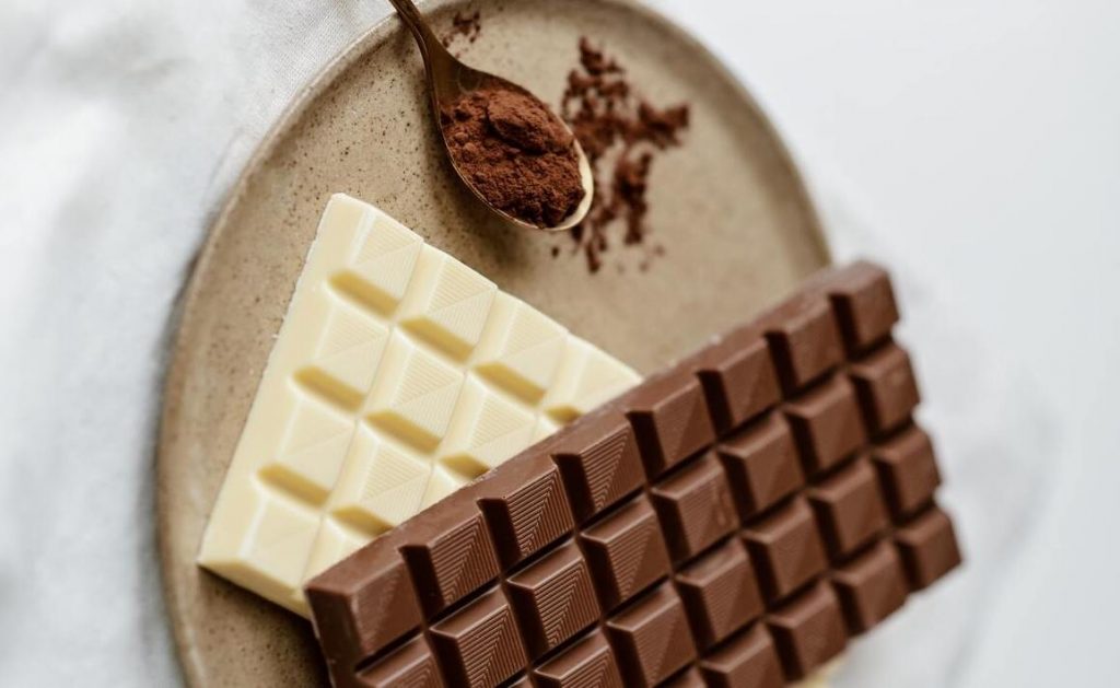 fabrica-de-chocolate-detiene-produccion-en-planta-por-salmonella-en-belgica