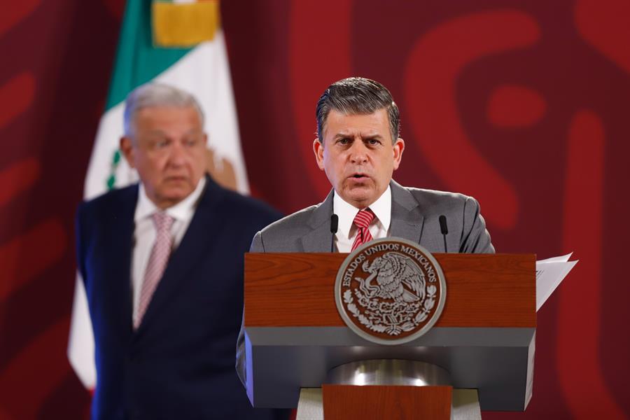 Gobierno de México exhibe a funcionarios que ganan más que presidente