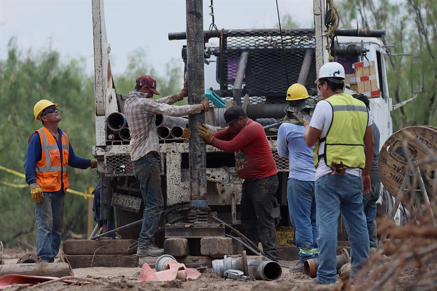 México pedirá ayuda de empresas extranjeras para rescate de mineros en Coahuila