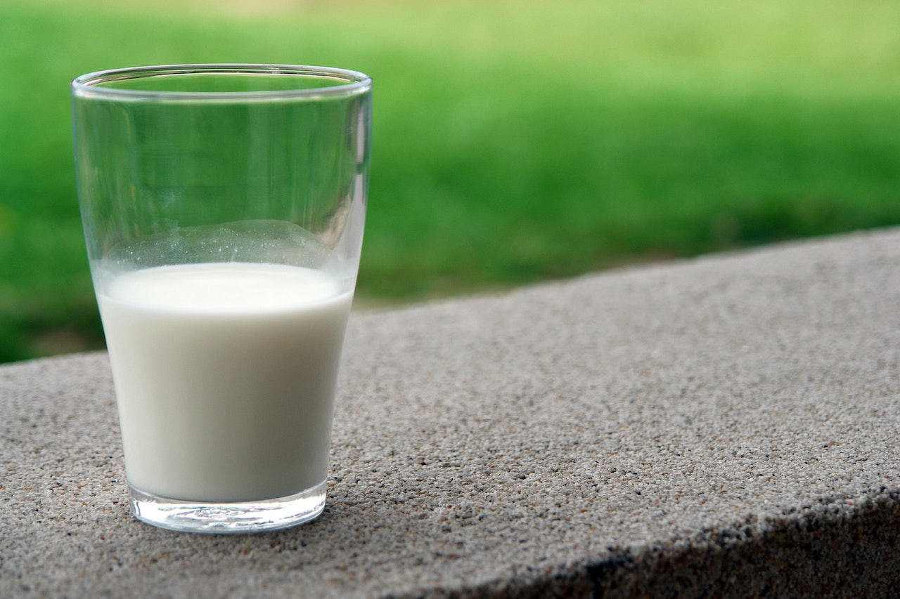 No es leche y no son deslactosadas: Profeco detecta irregularidades en estas marcas de leche