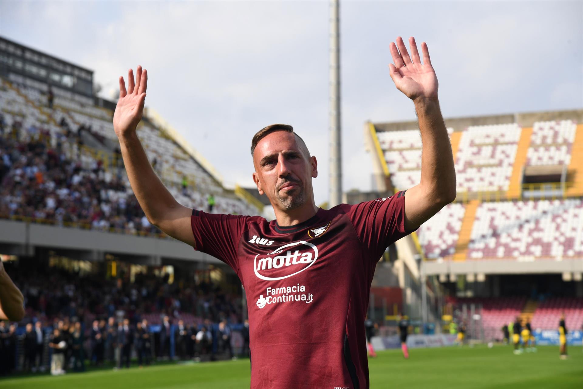 Franck Ribéry se retira oficialmente del futbol