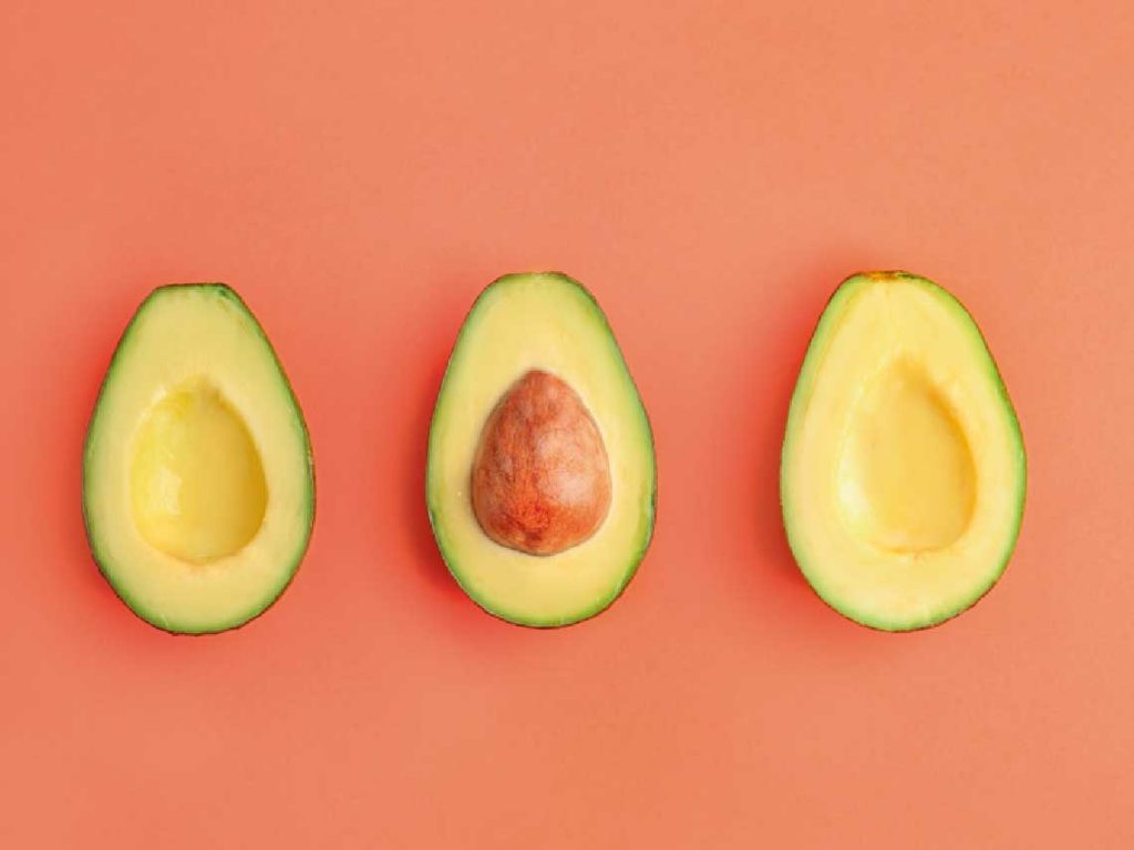 El-hueso-de-aguacate-sirve-para-adelgazar