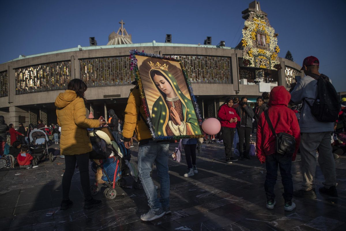 Día de la Virgen de Guadalupe: Miles de peregrinos llegan a Basílica para festejar