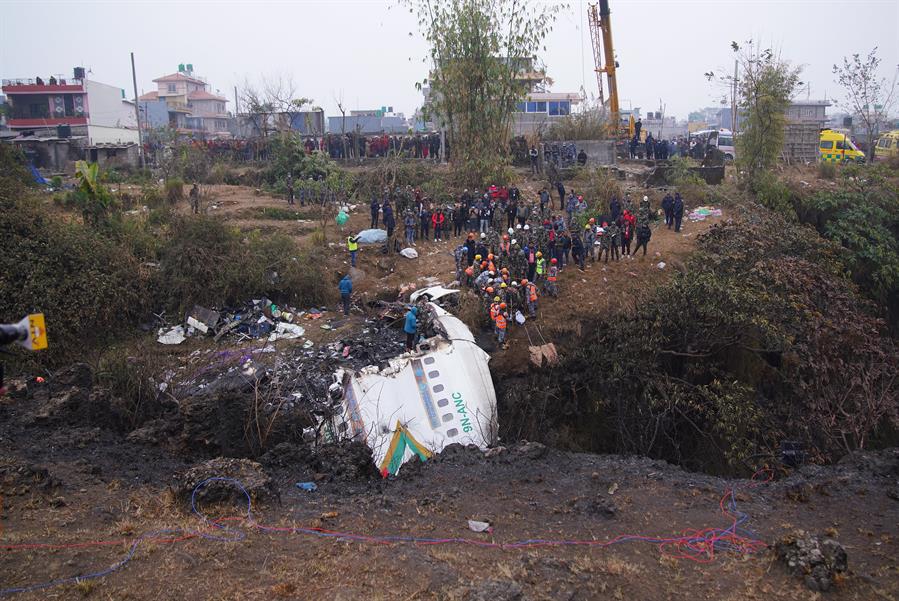 Avionazo en Nepal deja saldo de 68 personas sin vida