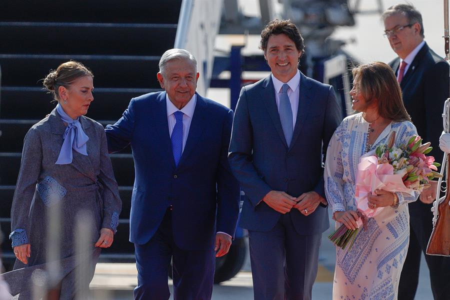 Trudeau arriba a México para cumbre trilateral con AMLO y Biden