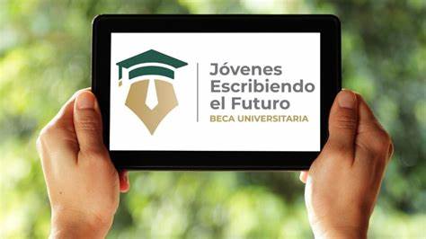 Atención universitarios: Ya está abierta la convocatoria Jóvenes Escribiendo el Futuro 2023