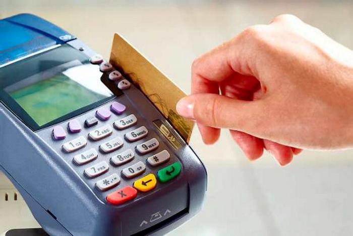 Mastercard lanza plan global, busca reciclar tarjetas de crédito