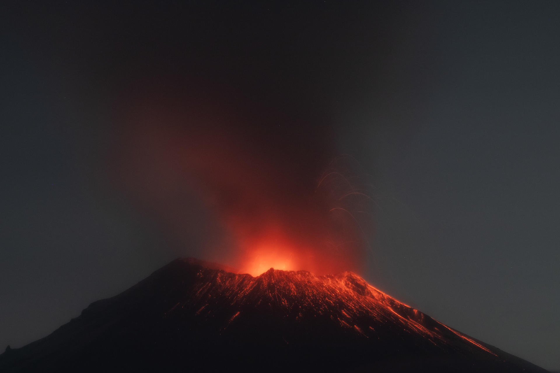 Actividad en el Popocatépetl: Así ha afectado al menos a tres estados