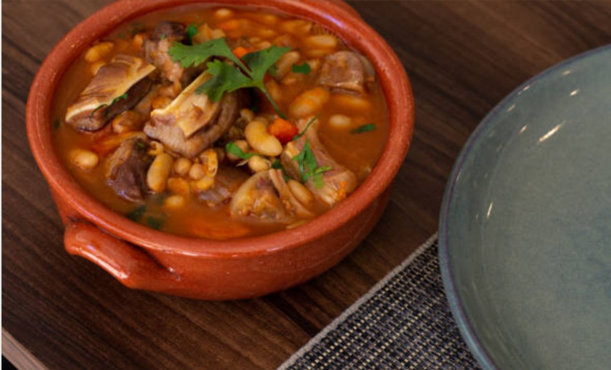 Frijoles charros, historia y sus variantes en diferentes partes de México