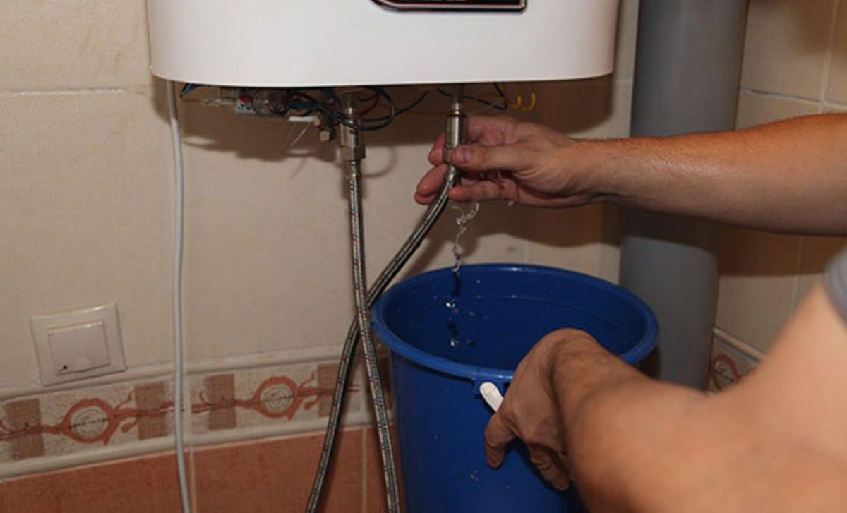 Cómo purgar el boiler para que dure más y siempre salga agua caliente