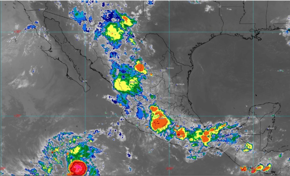 Alerta por posible formación de tres ciclones en el Pacífico mexicano