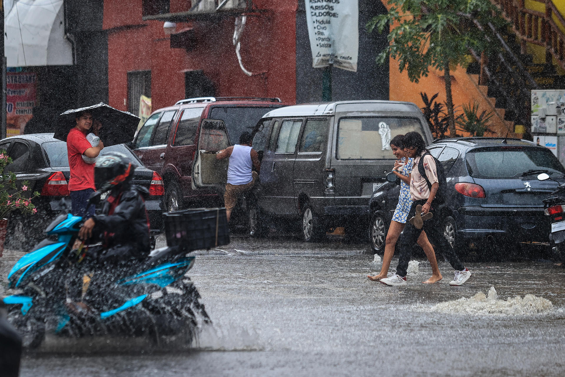 Pronóstico Del Tiempo: Habrá Lluvias Intensas 10 Estados De México