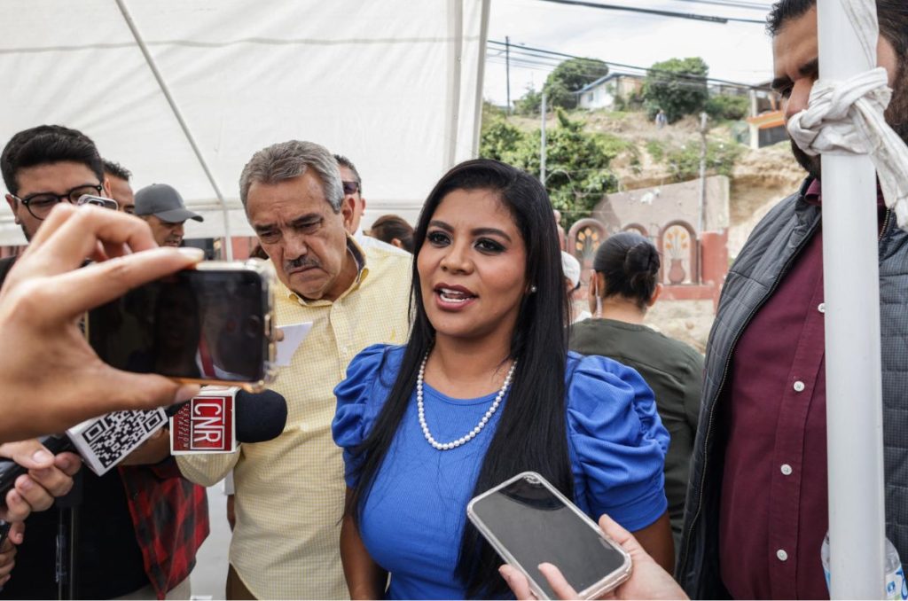 Alcaldesa de Tijuana, Montserrat Caballero
