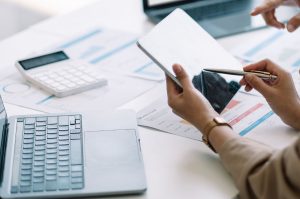 IA que dibuja: Descubre las plataformas que puedes utilizar para darle un empujón a tu creatividad