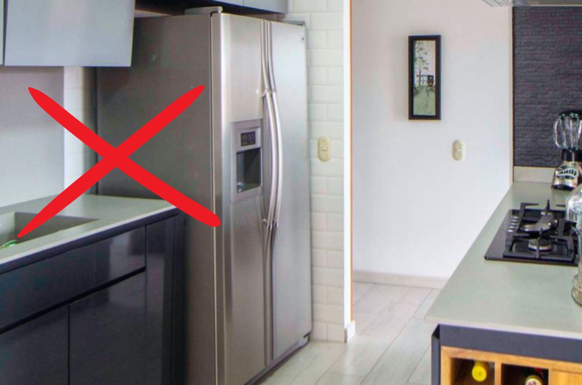 Por qué no debes dejar muy pegado el refrigerador a la pared
