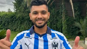 Rayados de Monterrey tendrá que batallar para recuperar a Tecatito Corona