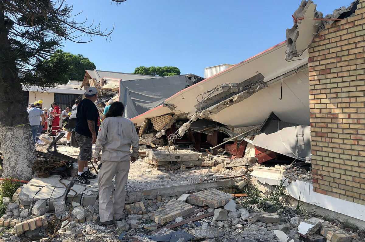 Se eleva a 11 el número de muertos por derrumbe de una iglesia en Tamaulipas