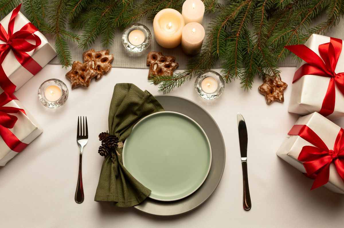 Tips para decorar tu mesa navideña al estilo Martha Debayle sin gastar mucho