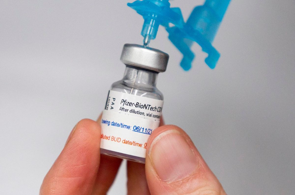 ¿Vacunas contra COVID-19 protegen ante la nueva variante ‘Pirola’?