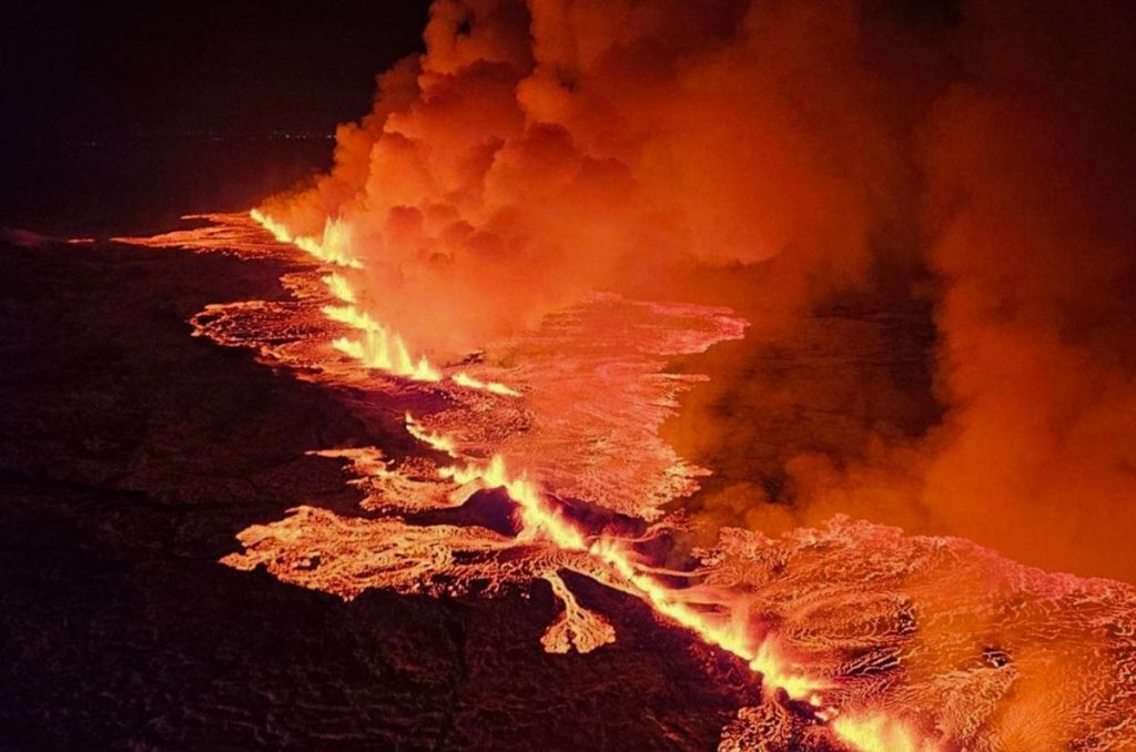 Erupción de volcán en Islandia