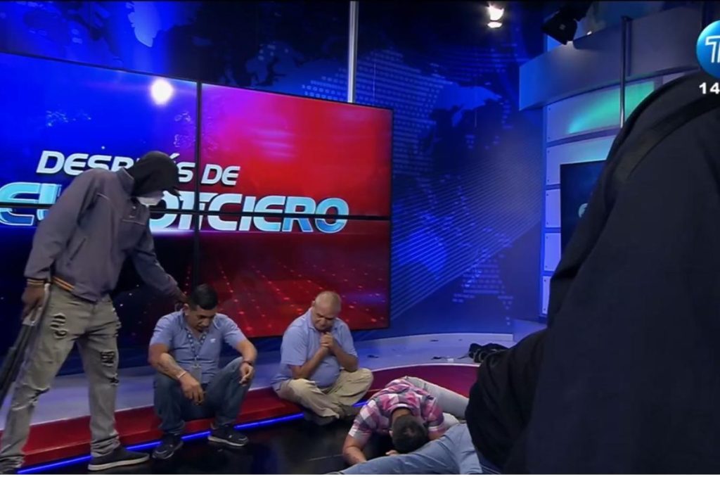 Hombres armados ingresan a canal de tv de Guayaquil, Ecuador