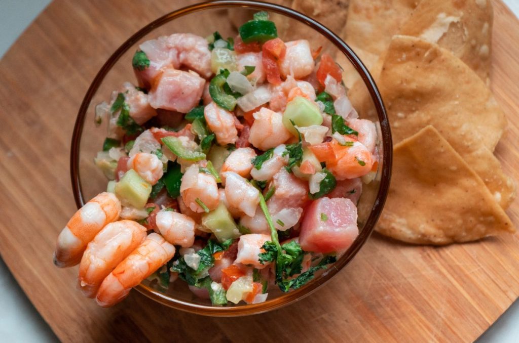 El camarón es un delicioso pero delicado alimento que requiere refrigeración rigurosa. Aprende a identificar si el camarón está en mal estado.