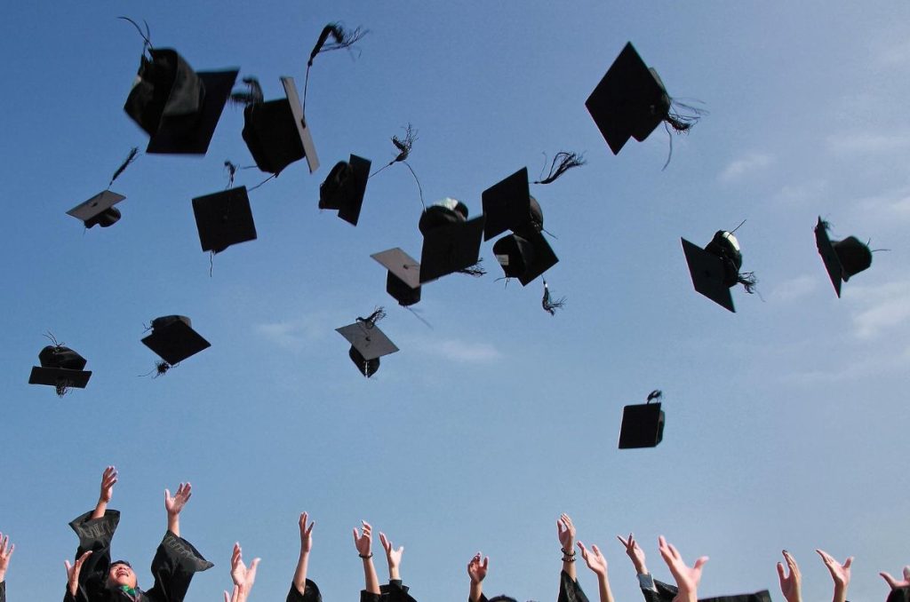 Prepárate, el trámite de la Cédula Profesional en este 2024 aumentó de precio. Consulta a continuación cómo tramitarla.