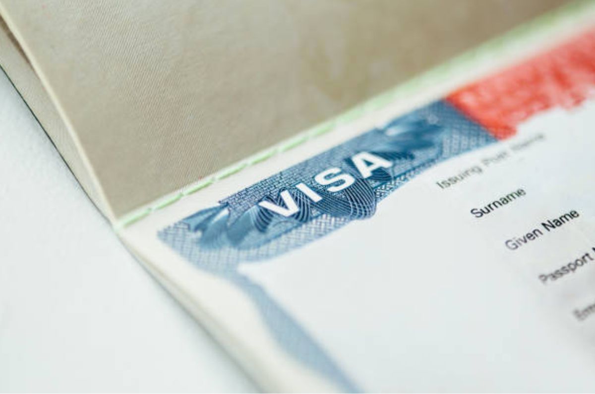 ¿Cuánto dinero debes tener en el banco si quieres tramitar la visa americana?