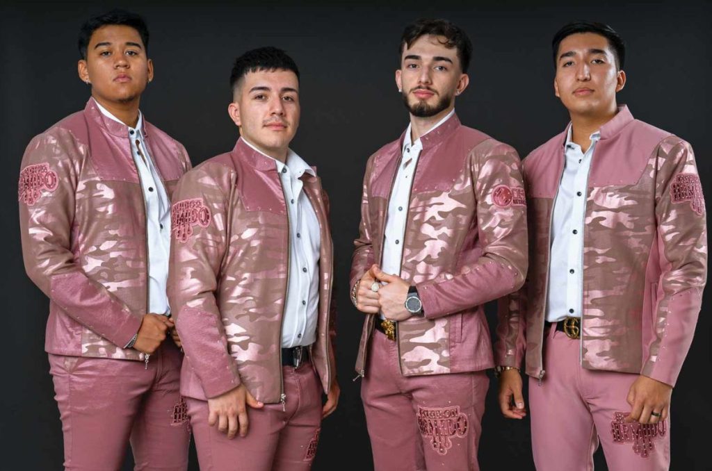 Muchos se cuestionan si la agrupación tuvo una fama momentánea con el éxito “Ella Baila Sola” junto a Peso Pluma o qué pasó.