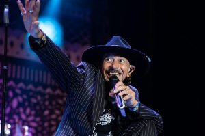 Roco Pachukote, vocalista de La Maldita Vecindad, es hospitalizado de emergencia