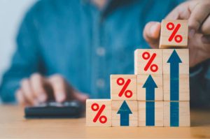 ¿Ya te confundiste? Estas son las diferencias entre IVA, ISR y el IEPS