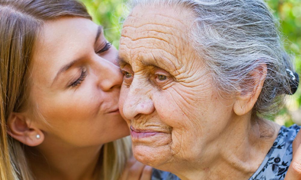 Apoyo emocional, importante para pacientes con Alzheimer