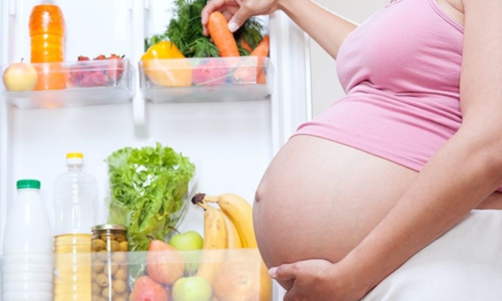 Se debe tener una dieta específica durante el embarazo